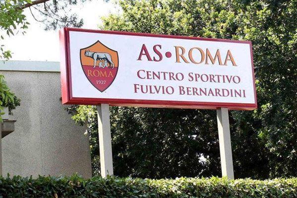 AS Roma, dura presa di posizione contro il Corsport. Vietato l’ingresso ai giornalisti fino a gennaio