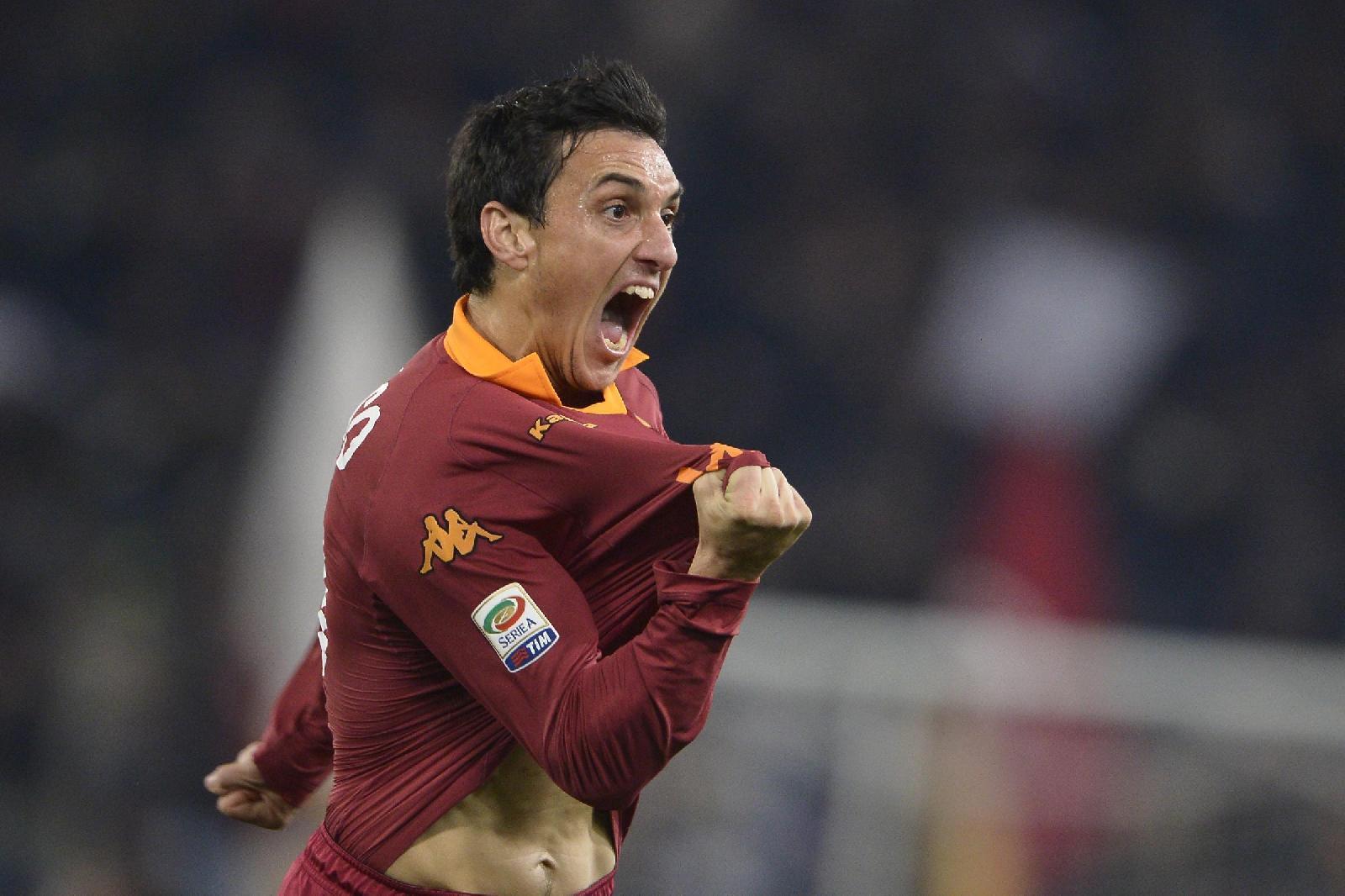 Burdisso: “La Roma il punto più alto della mia carriera”