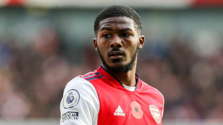 Maitland-Niles alla Roma, trovato l’accordo. È il primo regalo per Mourinho