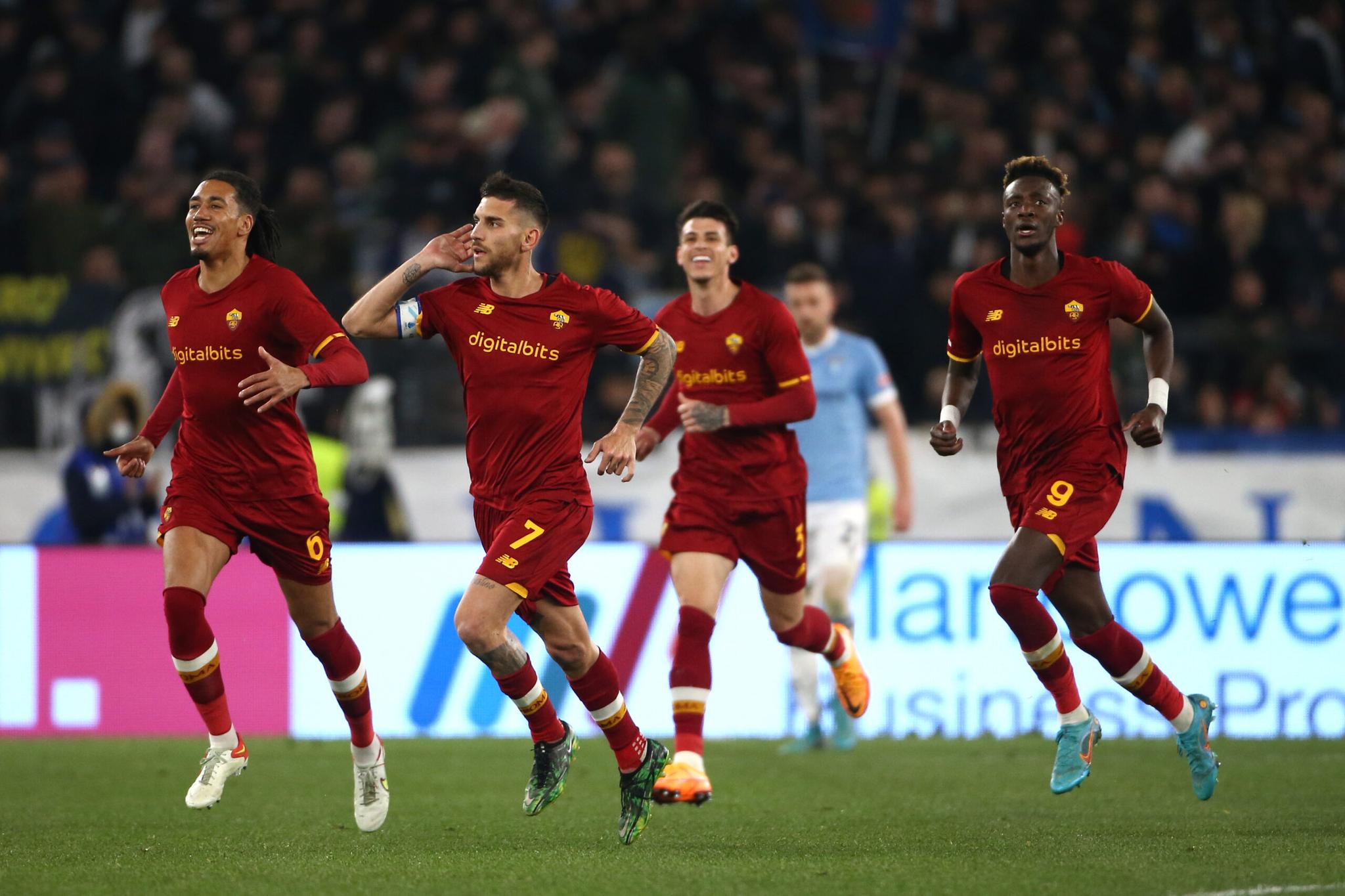 Roma-Lazio, disputa su orario e giorno: le ultime