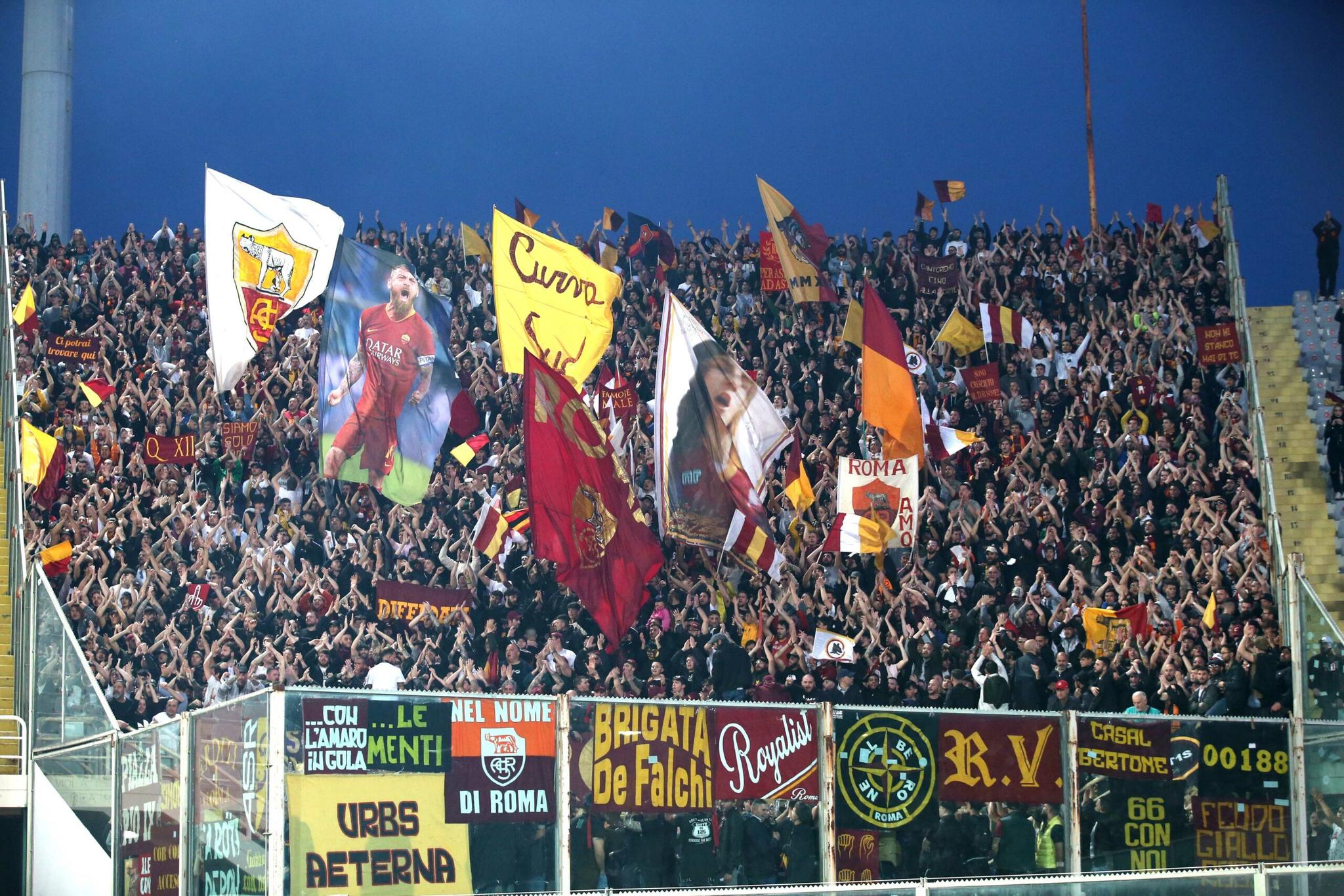 Real Sociedad-Roma, le info per i tifosi in trasferta: meeting point al Parco Sagues, divieto assoluto di fumo allo stadio