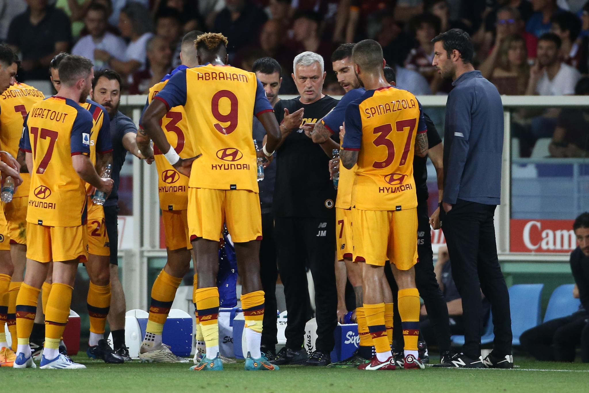 Roma, diffidati e rebus Zaniolo: Mou pensa allo Spezia con sguardo sul Napoli