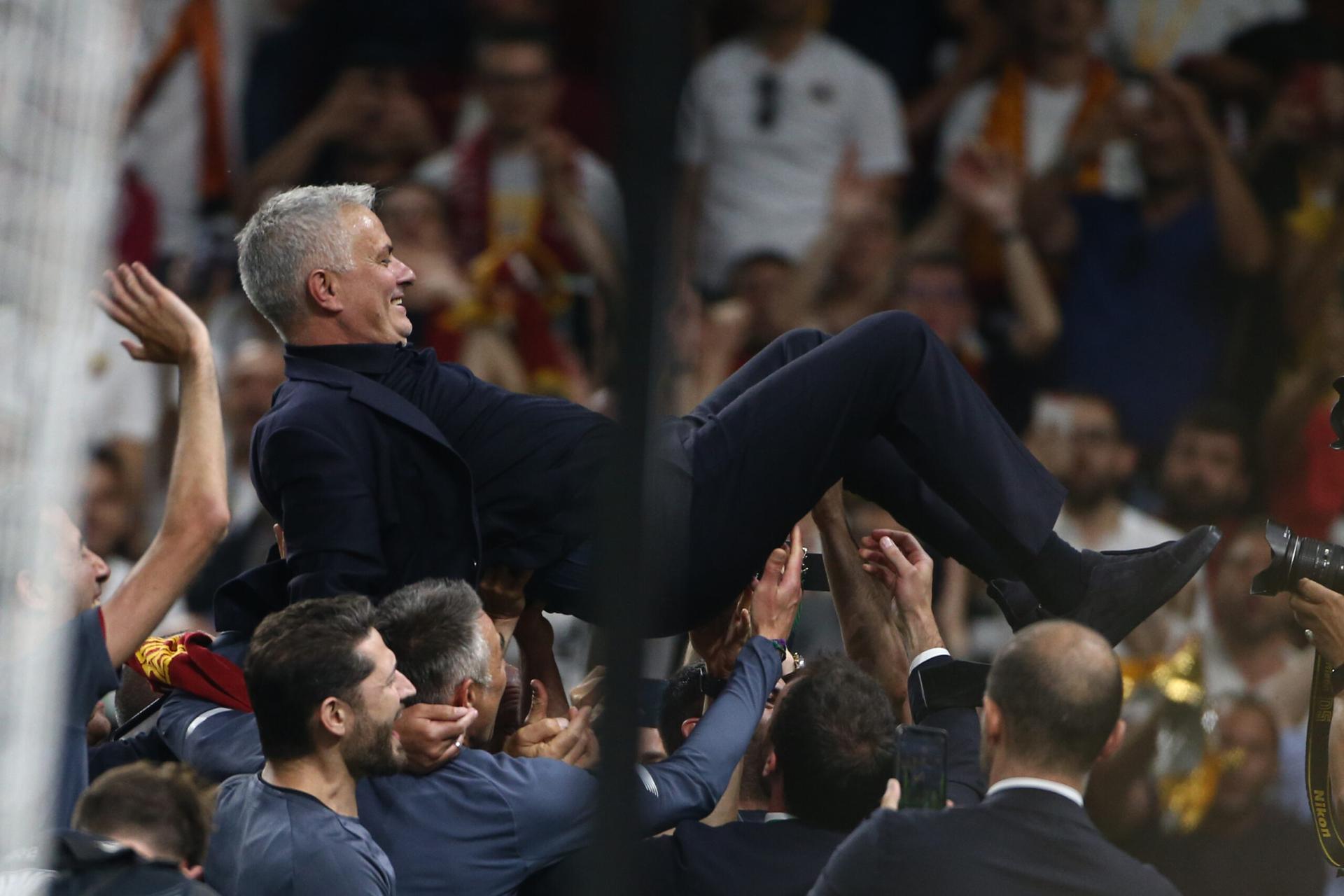 Mourinho: “Roma il posto più bello della mia carriera ma la mia Roma è finita…”