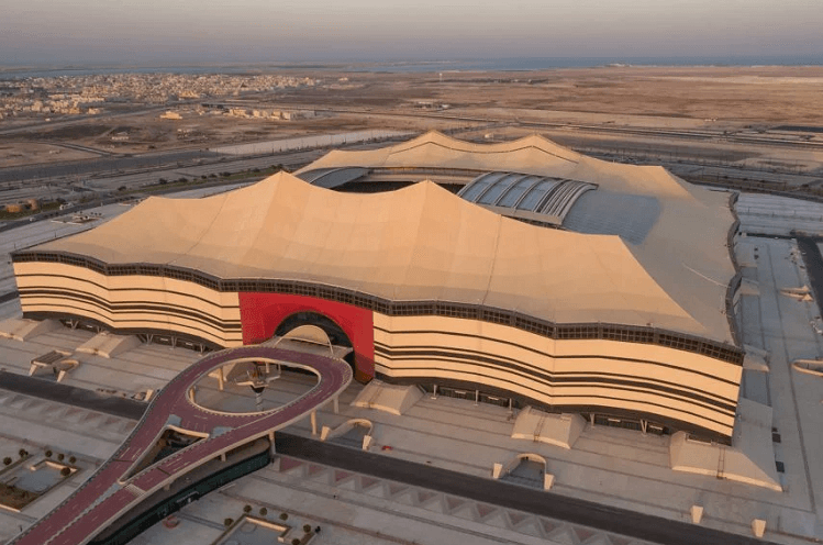 Qatar 2022, le ‘morti fantasma’: il comitato organizzatore ne annuncia 414, ma il dato è parziale