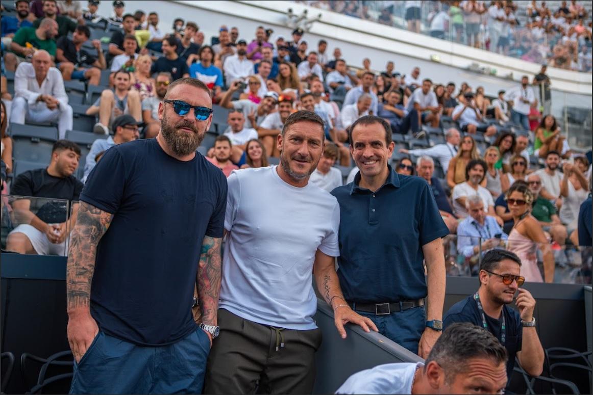 Totti: “De Rossi rischia di essere un parafulmine come Mou. Pellegrini? Non sta giocando come dovrebbe”