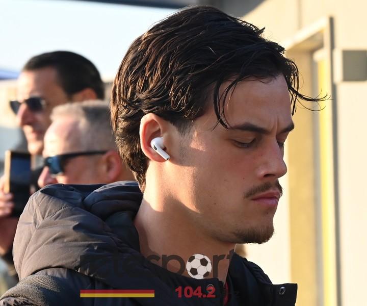 Svilar ‘incastrato’ tra Belgio e Serbia: Mile come ‘The Terminal’