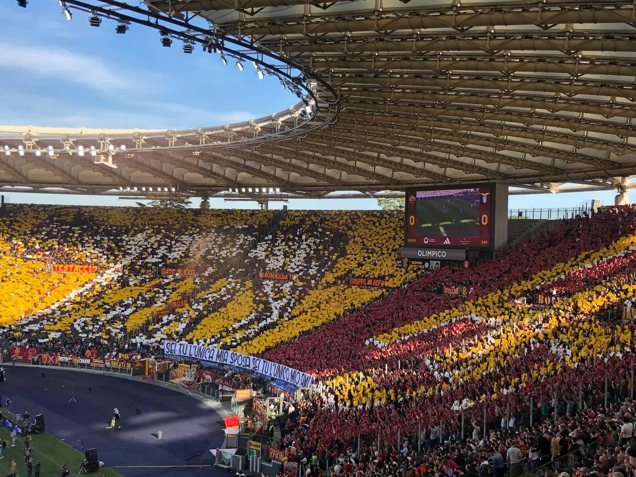 Roma-Lazio, i voti dei quotidiani: Mancini uomo partita. Llorente e Angelino dominanti