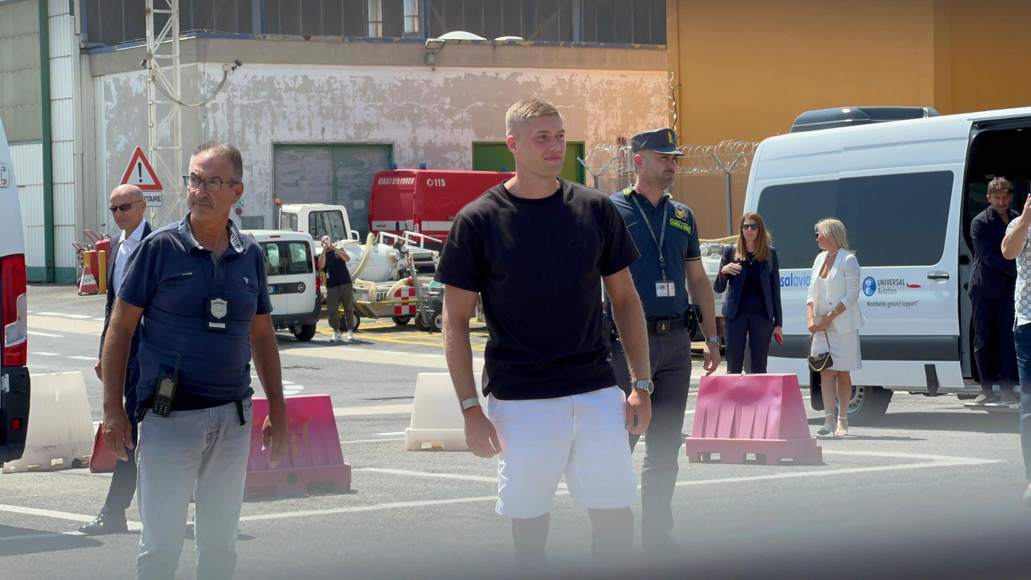 Allarme Dovbyk: infortunio all’adduttore e rientro nella capitale. La situazione