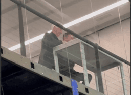 Gasp in tribuna, un leone in gabbia: ovazione e urla sul gol di Neres