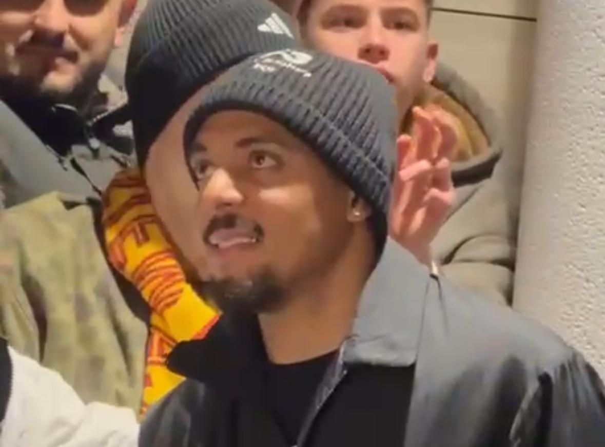 Ciampino, è sbarcato Malen: domani l’ufficialità dell’operazione – VIDEO