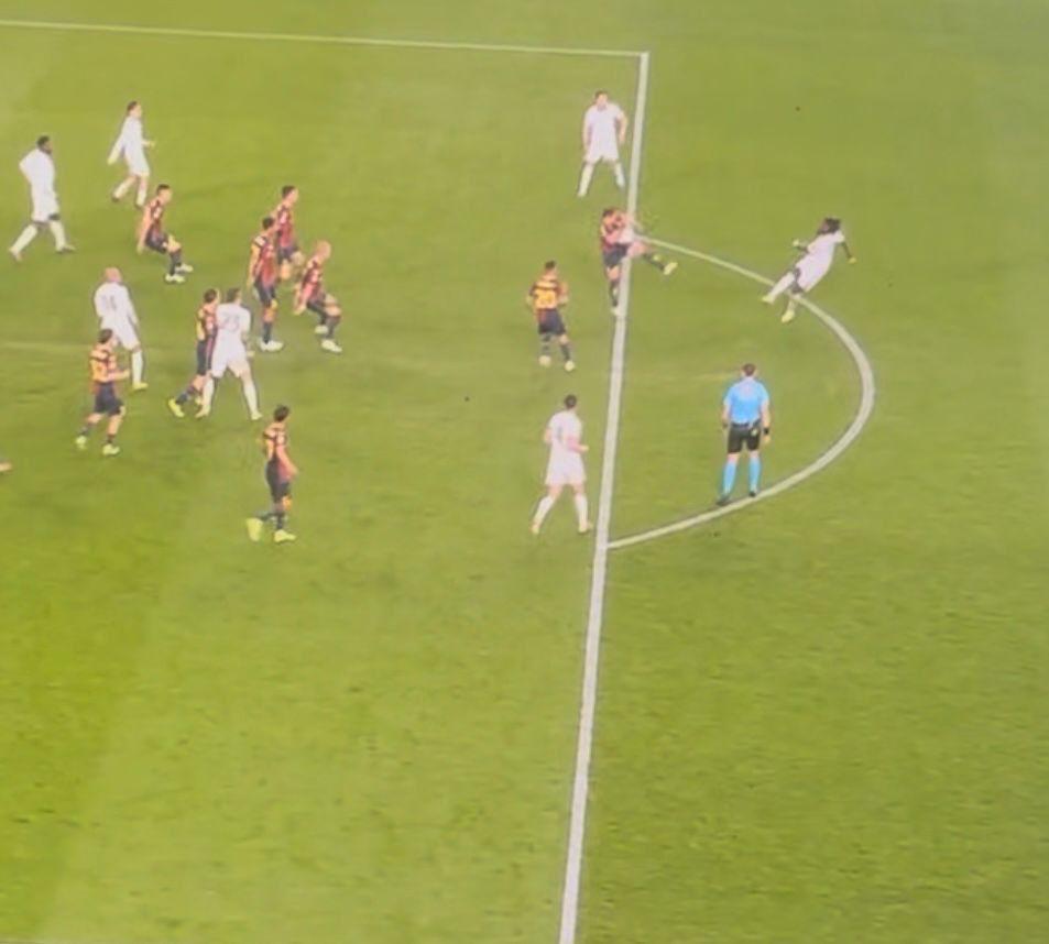 Moviola Genoa-Roma, tv e giornali unanimi: “Rigore netto negato alla Roma”