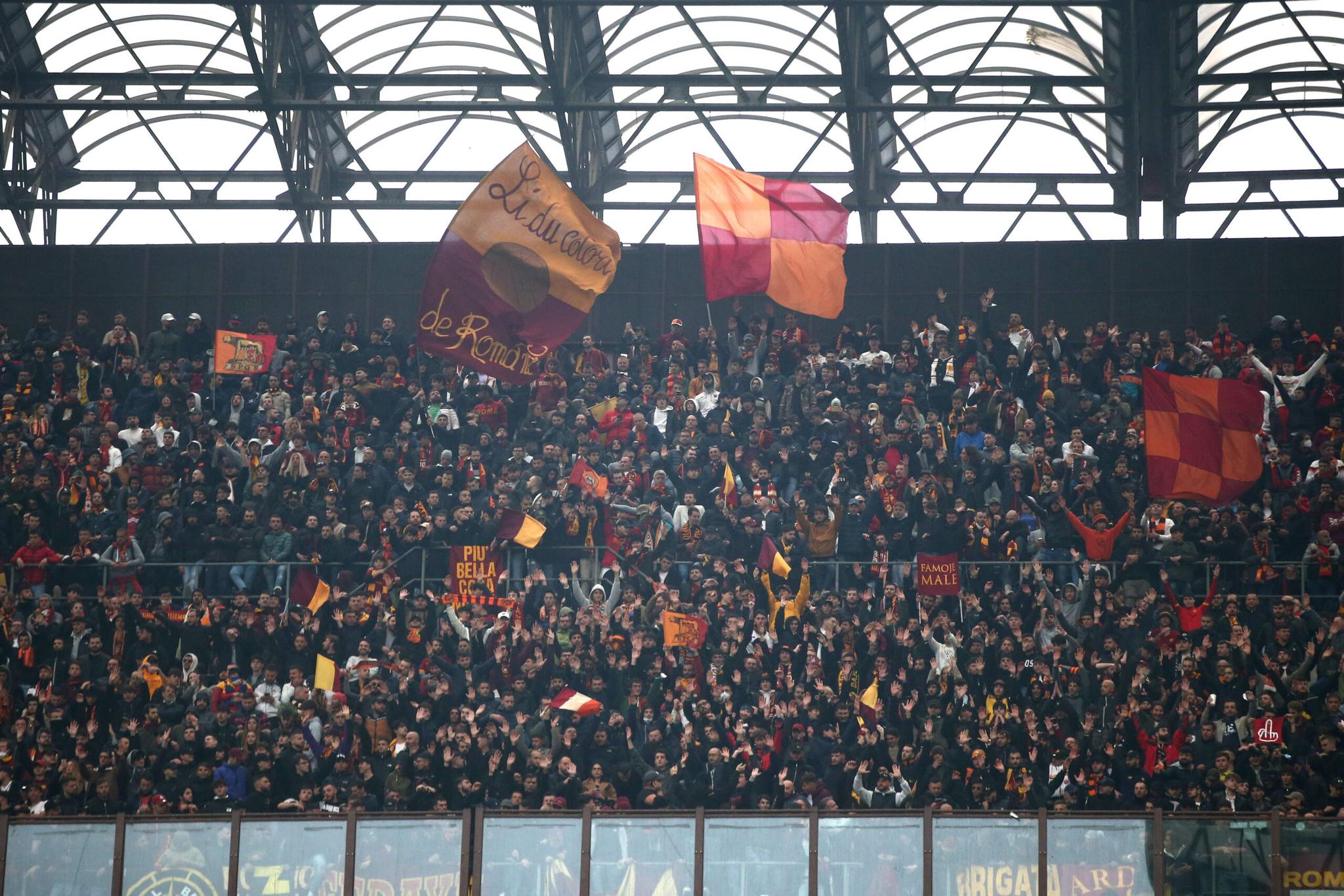Roma, quasi 4 mila tifosi previsti a San Siro contro il Milan