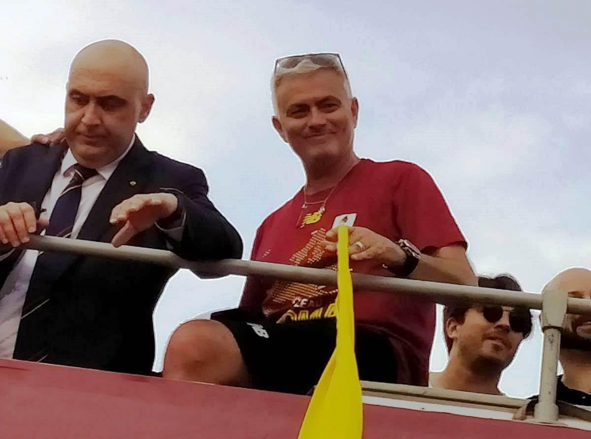 Mourinho-Roma d’amore: “Sarà dura andare via. La gente ha capito che do tutto”