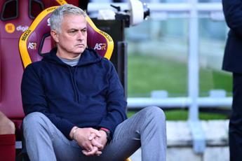 Mourinho potrebbe restare in Serie A e i bookmakers ci credono