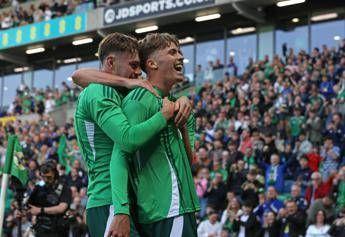 Irlanda del Nord senza la stella Bradley e con due giocatori di Premier League: la nazionale avversaria dell’Italia